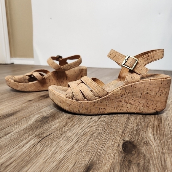 Korks Jenneve Platform Wedge Sandals in Size 9M - Picture 4 of 11